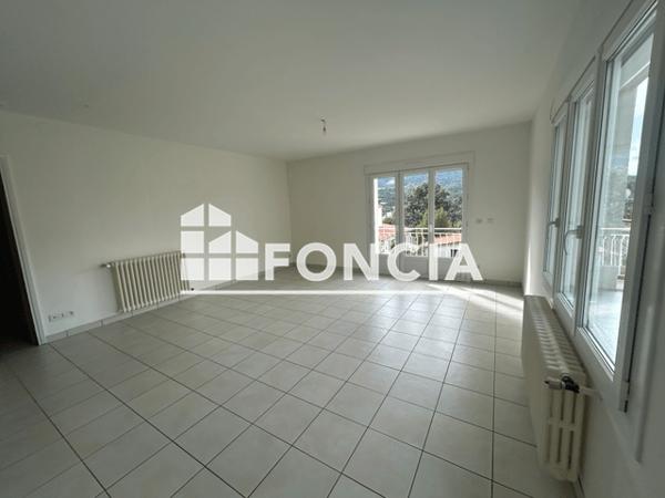 Location Appartement 4 pièces 93.8 m² - ST VERAN Digne-les-bains 04000