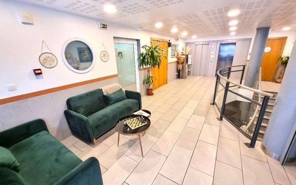 Appartement à vendre    1 pièce • 23,18 m2 Villejuif