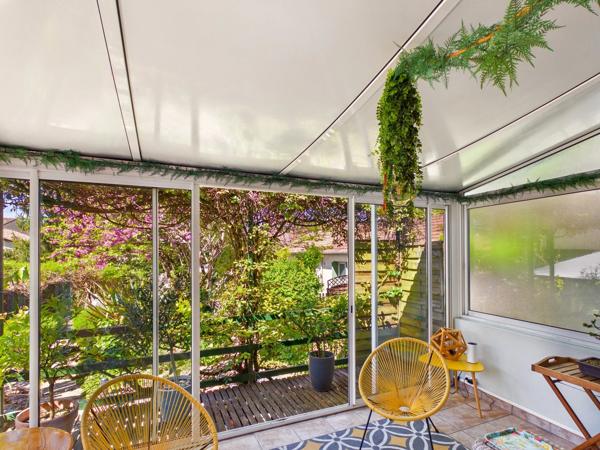 Superbe maison de ville avec jardin au cœur d’Eymet – Bien rare sur le marché