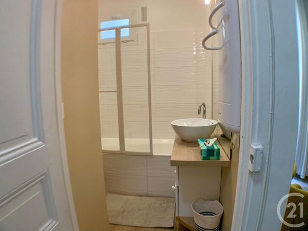 Appartement F2 à vendre  2 pièces - 37,51 m 2   PARIS  - 75008