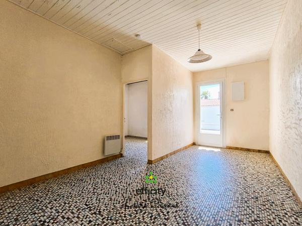 Maison
         3 pièces
        - 63 m² 184 000 € *