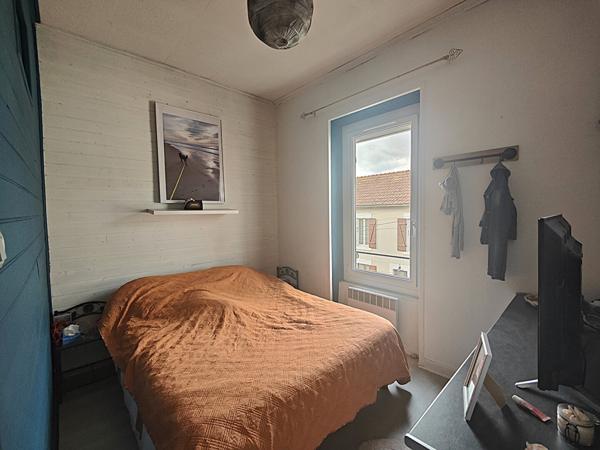 Appartement Imphy 2 pièces de 45 m2, Imphy, Paris 2h30, investissement locatif