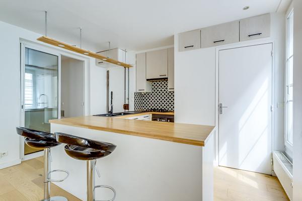 Appartement Paris 2 pièce(s) 52.10 m2
