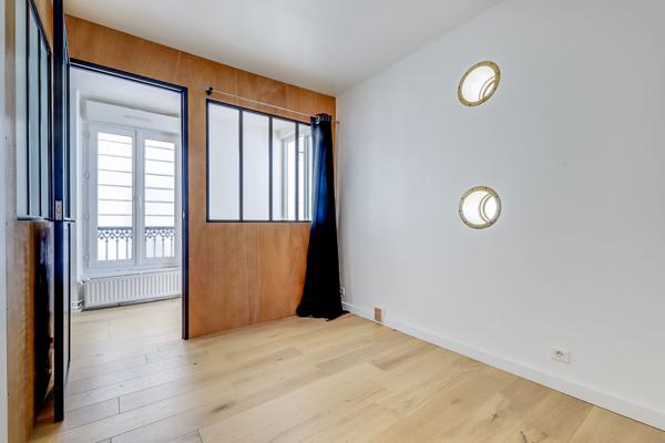 Appartement Paris 2 pièce(s) 52.10 m2