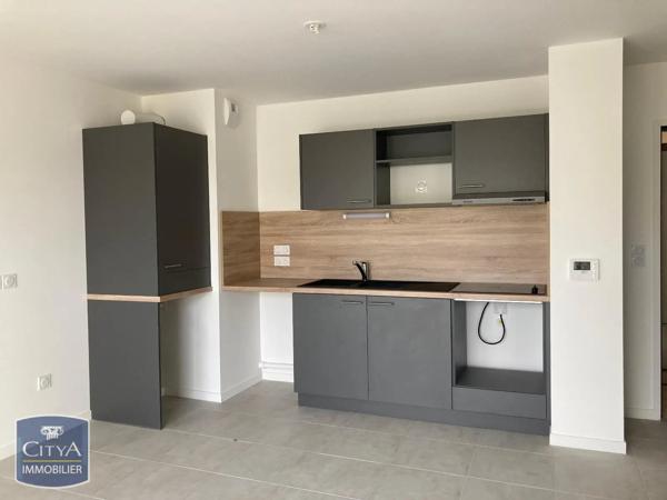 Appartement à louer 2 pièces 40.95m² Angers (49000)