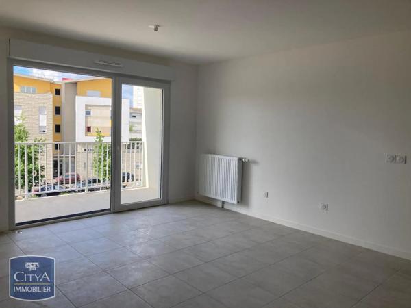 Appartement à louer 2 pièces 40.95m² Angers (49000)
