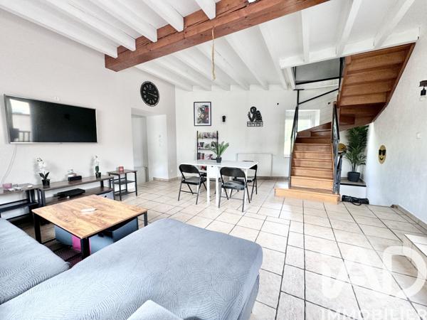 Maison à vendre 5 pièces 128 m² Le Chambon-Feugerolles