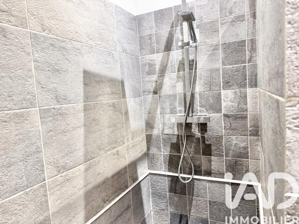 Maison à vendre 5 pièces 128 m² Le Chambon-Feugerolles