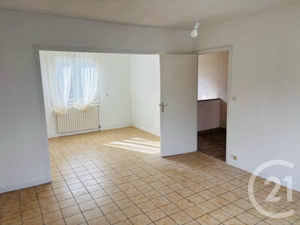 Maison à vendre  5 pièces - 108 m2 VIC SUR CERE - 15