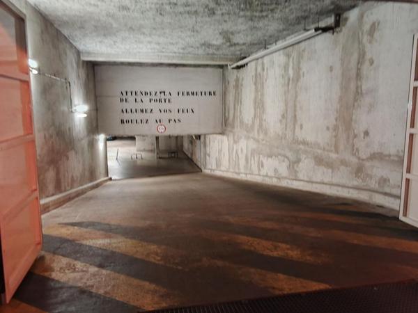 Duplex 124 m², 5 pièces, cuisine équipée, lumineux avec terrasses et parkings - Villeneuve-la-Garenne (92390)