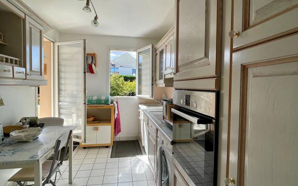 Appartement à vendre    3 pièces • 71,70 m2 Massy