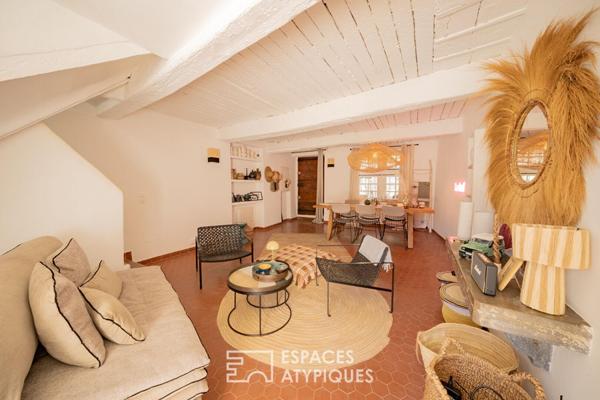 Authentique maison de village du 18e siècle réhabilitée, avec piscine