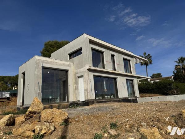 Vallauris Impiniers  Projet d'une construction de maison de  140 m2 sur un Terrain de 1400 m2 