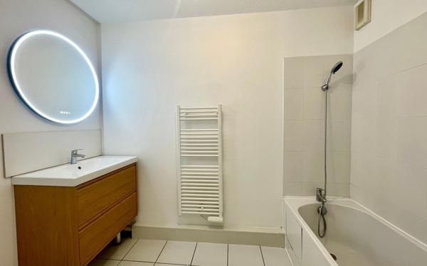 Appartement à louer    3 pièces • 66,41 m2 Toulouse