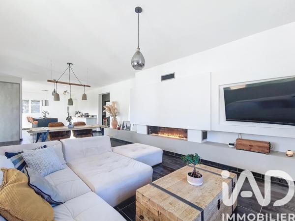 Maison à vendre 5 pièces 185 m² Bernis