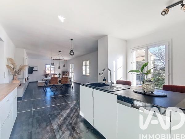 Maison à vendre 5 pièces 185 m² Bernis