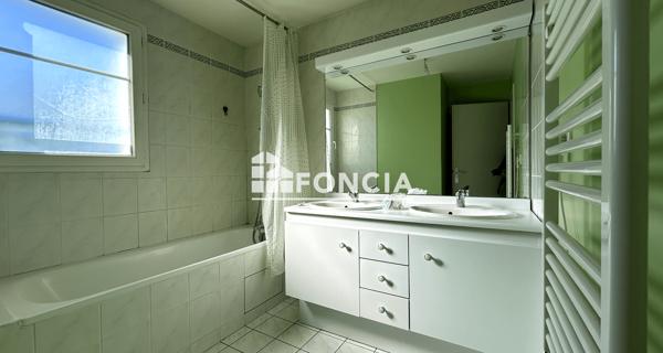 À vendre Maison 5 pièces 84 m² - Saint-pierre-du-perray 91280