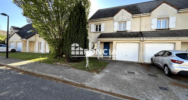 À vendre Maison 5 pièces 84 m² - Saint-pierre-du-perray 91280
