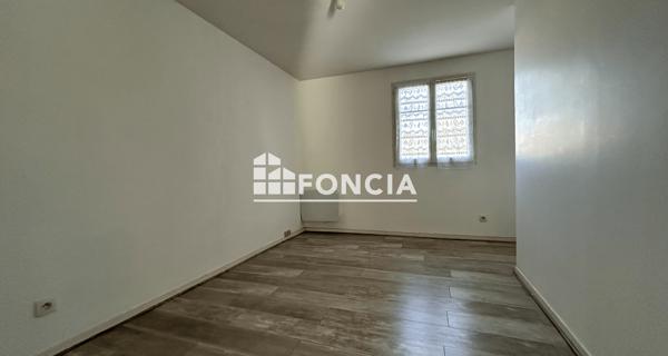À vendre Maison 5 pièces 84 m² - Saint-pierre-du-perray 91280