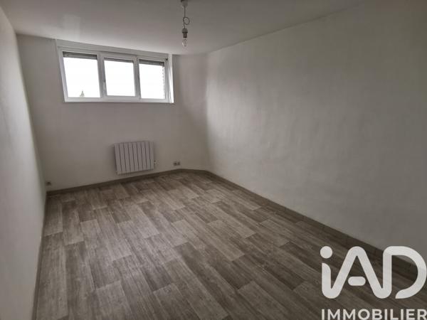 Location appartement 4 pièces 76 m² Vendin-lès-Béthune