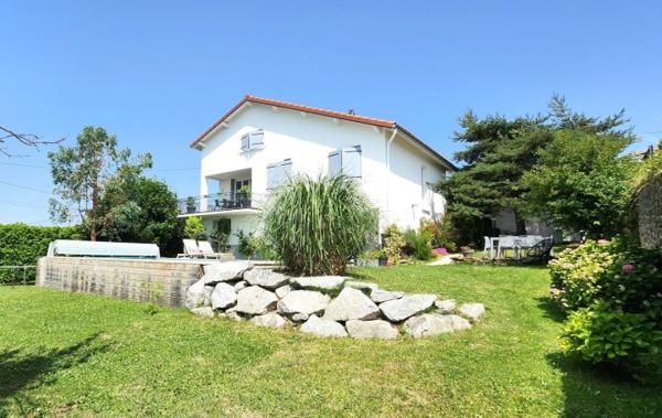 Vente Maison rénové(e) Saint-just-saint-rambert   