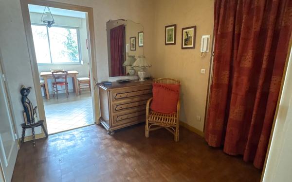 Appartement à vendre    3 pièces • 84,46 m2 Bron