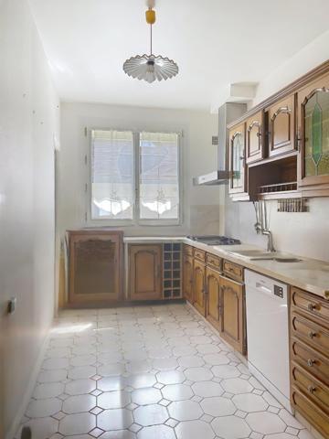 Maison 124 m2 sur s/sol total 100 m2 - Terrain 1037 m2 - 5 chambres