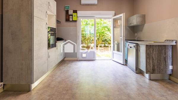 Jolie Maison de ville de 120 m², terrain de 160 m², avec garage et cave.