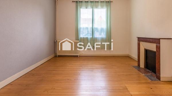 Jolie Maison de ville de 120 m², terrain de 160 m², avec garage et cave.