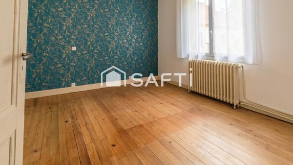 Jolie Maison de ville de 120 m², terrain de 160 m², avec garage et cave.