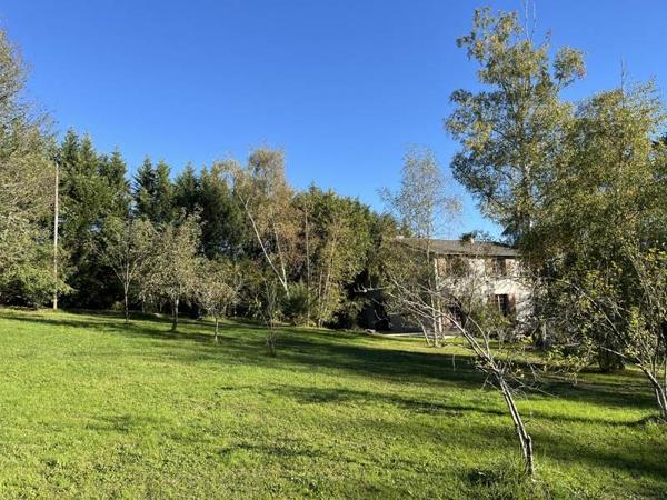 Maison à vendre |  Saint-Cyr-la-Roche |  7 pièces | 175 m²