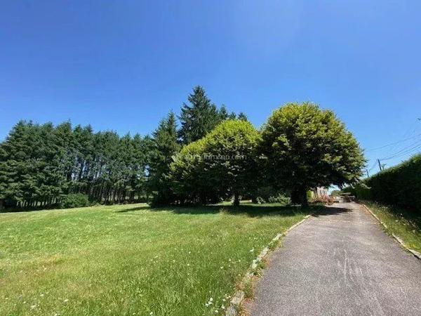 Vente Maison 9 pièces 160 m2 à Saint-Didier-en-Velay