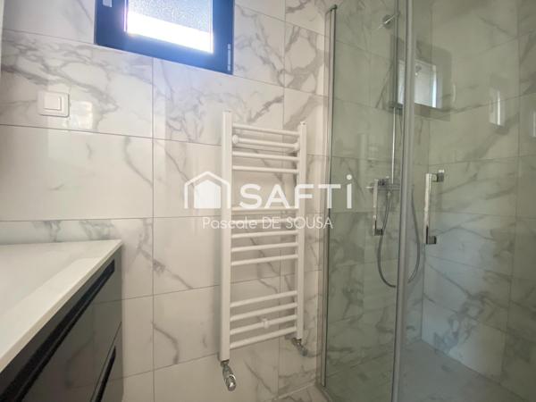 Appartement de 5 pièces avec 3 chambres en duplex inversé avec petit jardin