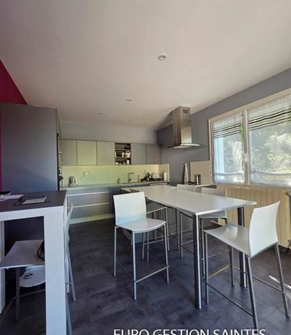 MAISON T5 - PISCINE - JARDIN - GARAGE