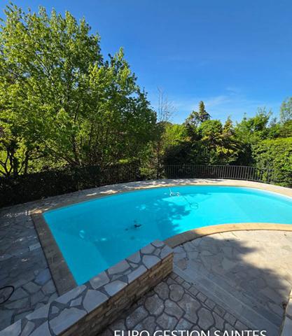 MAISON T5 - PISCINE - JARDIN - GARAGE