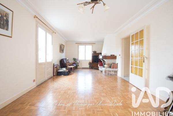 Maison à vendre 6 pièces 140 m² Sainte-Gemmes-sur-Loire