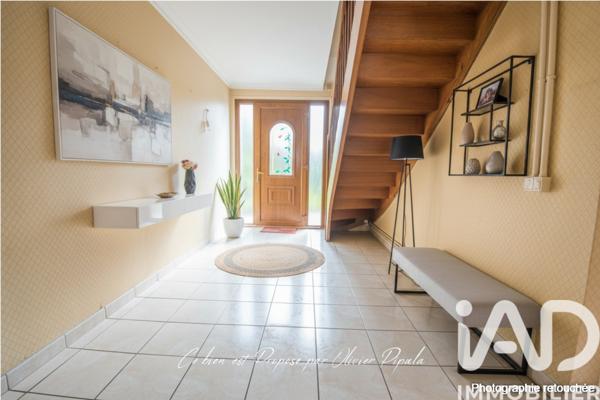 Maison à vendre 6 pièces 140 m² Sainte-Gemmes-sur-Loire