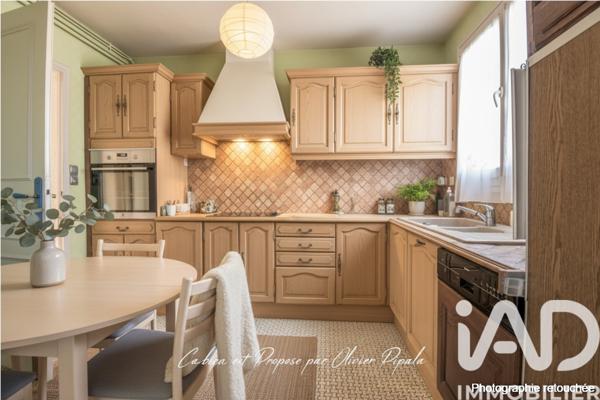 Maison à vendre 6 pièces 140 m² Sainte-Gemmes-sur-Loire