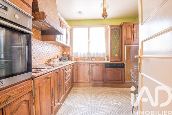 Maison à vendre 6 pièces 140 m² Sainte-Gemmes-sur-Loire