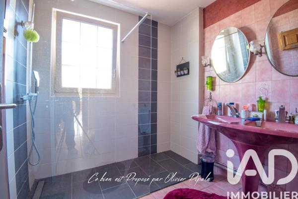 Maison à vendre 6 pièces 140 m² Sainte-Gemmes-sur-Loire