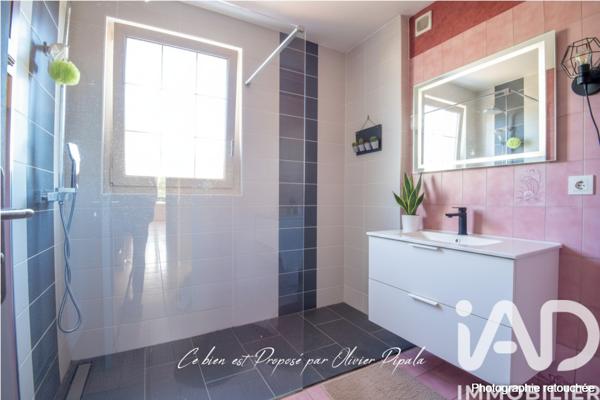 Maison à vendre 6 pièces 140 m² Sainte-Gemmes-sur-Loire