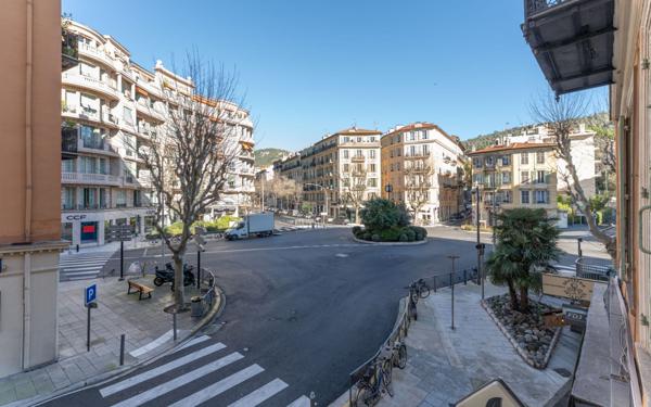 Appartement à vendre    2 pièces • 43,54 m2 Nice