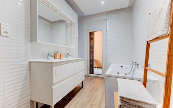 Appartement à vendre    2 pièces • 43,54 m2 Nice