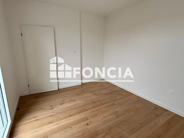 Location Appartement 2 pièces 38.64 m² - 10 BOULEVARD ARISTIDE BRIAND Caen 14000