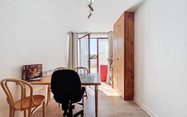 Maison à vendre    6 pièces • 235 m2 Vulbens