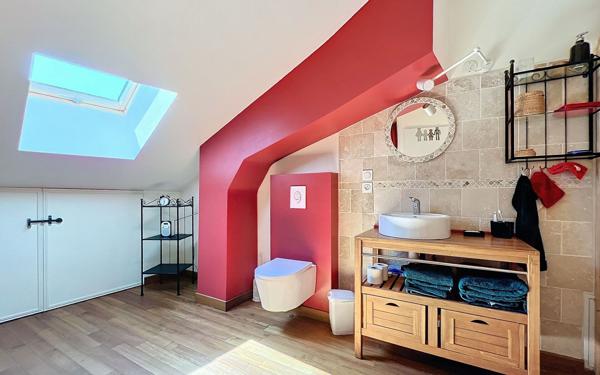 Maison à vendre    6 pièces • 235 m2 Vulbens