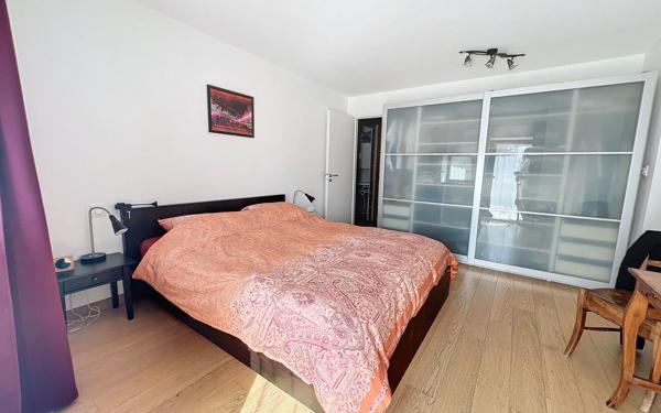 Maison à vendre    6 pièces • 235 m2 Vulbens