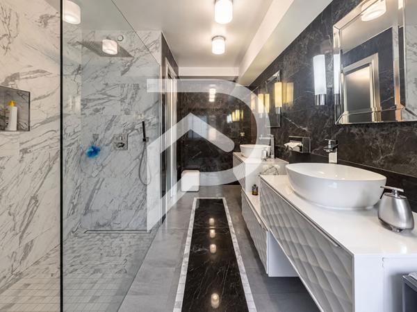 Villa 6 pièces 200 m2