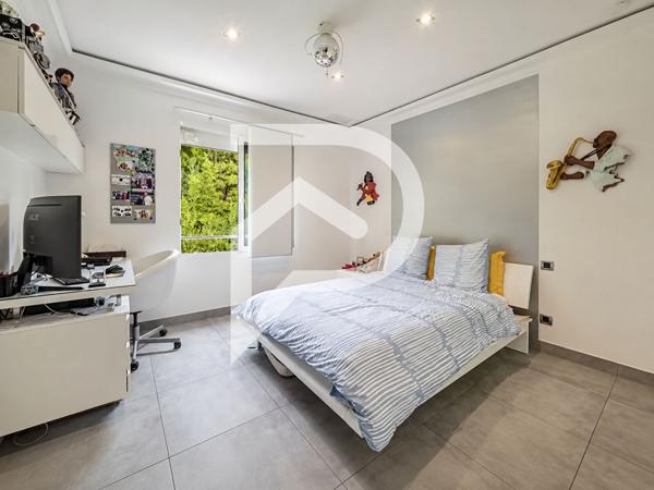 Villa 6 pièces 200 m2