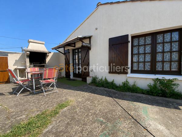 Vente
                Maison85,66 m² - 4 Pièces -
                    L AIGUILLON LA PRESQU ILE (85460)